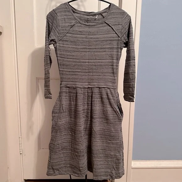 Toad&Co | Dresses | Toadco Fit And Flare Knit Dress 34 Sleeves | Poshmark